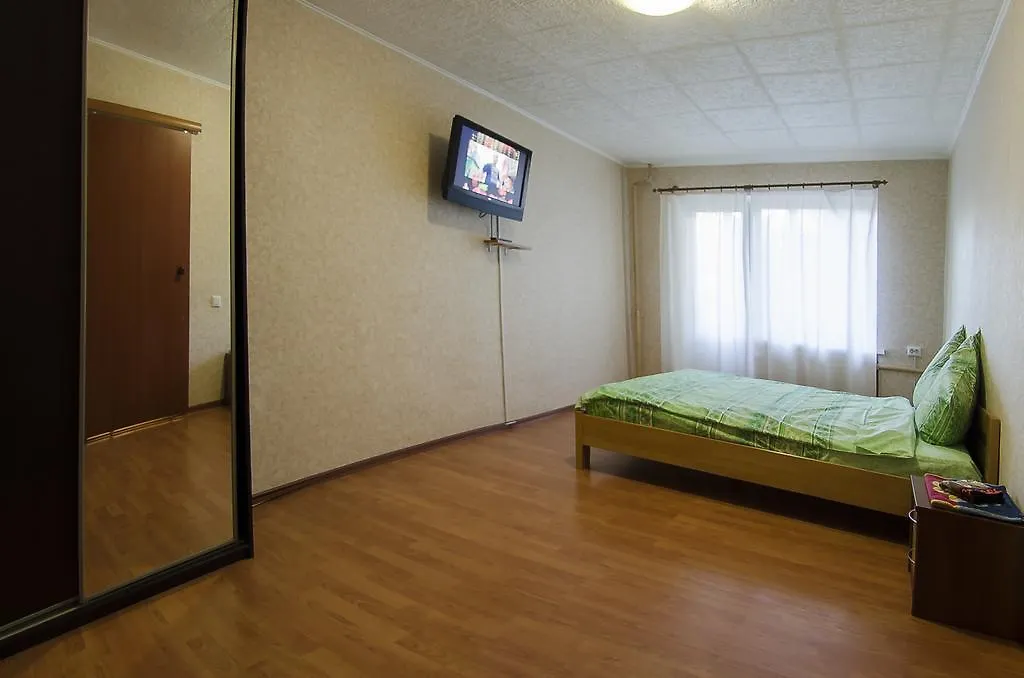 Vip Apartment On 14 Vidradnyi Avenue 基輔 乌克兰